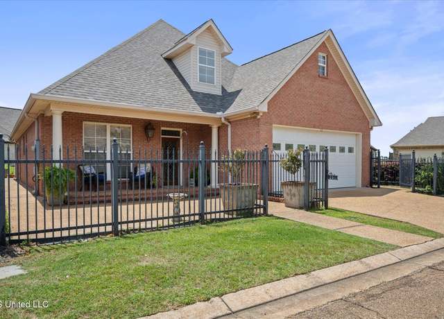 Property at 25 Savannah Cir, Brandon, MS 39047, 4 beds, 3 baths