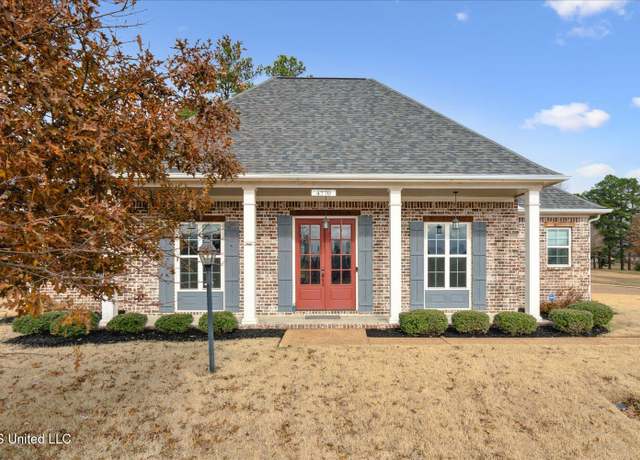 Property at 4770 Pleasant Breeze Dr, Olive Branch, MS 38654, 3 beds, 2.5 baths