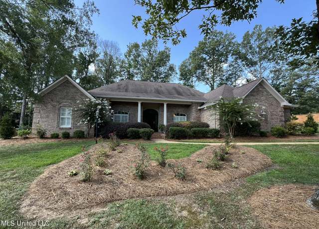 Property at 112 Dunton Hill Ln, Clinton, MS 39056, 3 beds, 3 baths