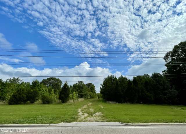Property at 1920 E Church Rd, Southaven, MS 38671