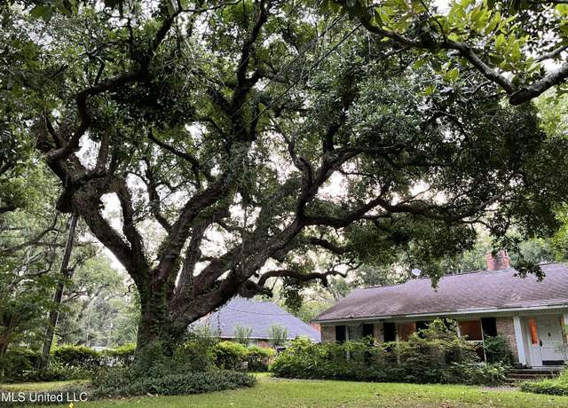 Property at 5224 Griffin St, Moss Point, MS 39563, 2 beds, 2 baths