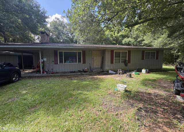 Property at 4620 Sutton Ave, Moss Point, MS 39563, 3 beds, 2 baths