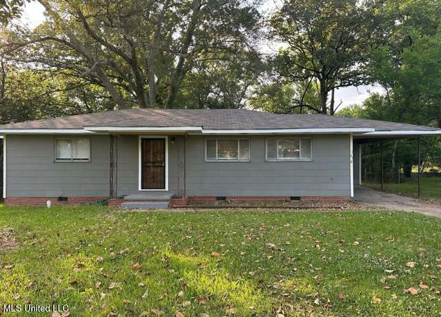 Property at 1670 Kentwood Dr, Jackson, MS 39212, 3 beds, 2 baths