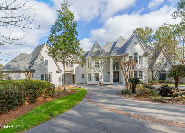 Property at 119 W Canebrake Blvd, Hattiesburg, MS 39402, 5 beds, 6 baths