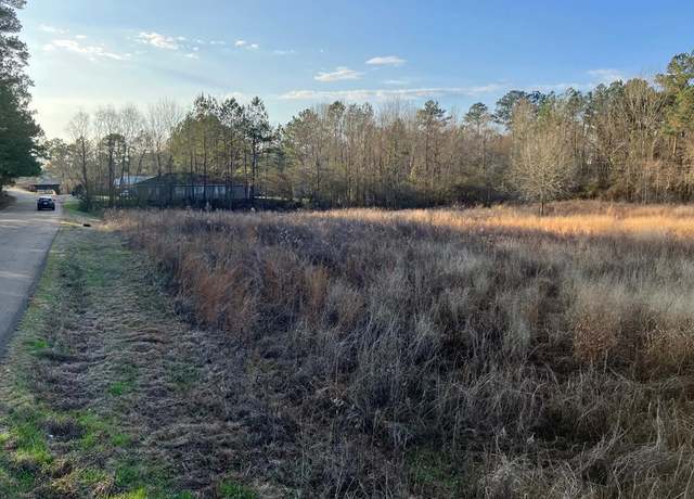 Property at 1111 Brookhaven St, Brookhaven, MS 39601