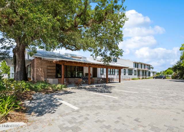 Property at 301 S Toulme St #107, Bay Saint Louis, MS 39520, 1 bed, 1 bath