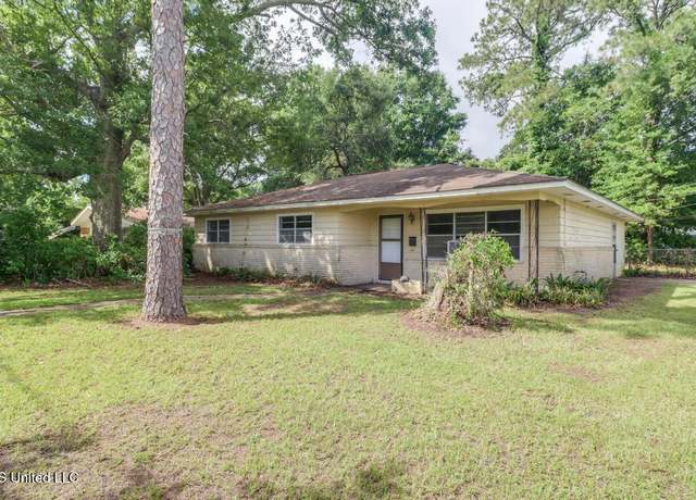 Property at 100 Hardy Ave, Long Beach, MS 39560, 3 beds, 1.5 baths