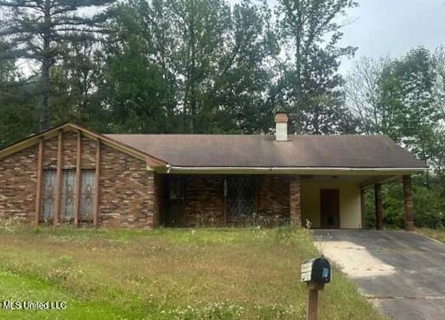 Property at 1540 Cedar Pine Dr, Jackson, MS 39212, 3 beds, 2 baths