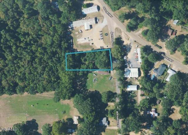 Property at 2109 Berthadale Rd, Mccomb, MS 39648