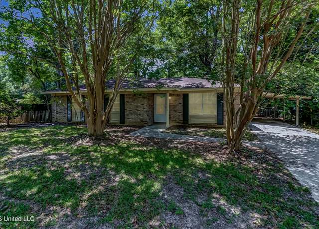 Property at 3217 N 2nd St, Ocean Springs, MS 39564, 3 beds, 2 baths