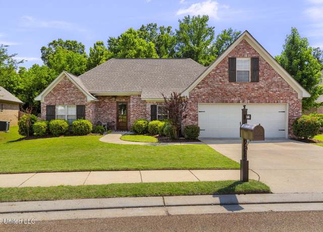 Property at 146 Huber St, Madison, MS 39110, 4 beds, 3 baths