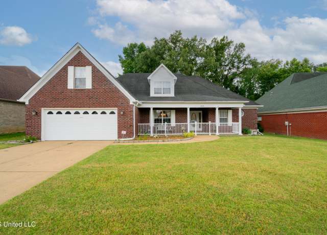 Property at 1579 Mason Dr, Hernando, MS 38632, 4 beds, 3 baths