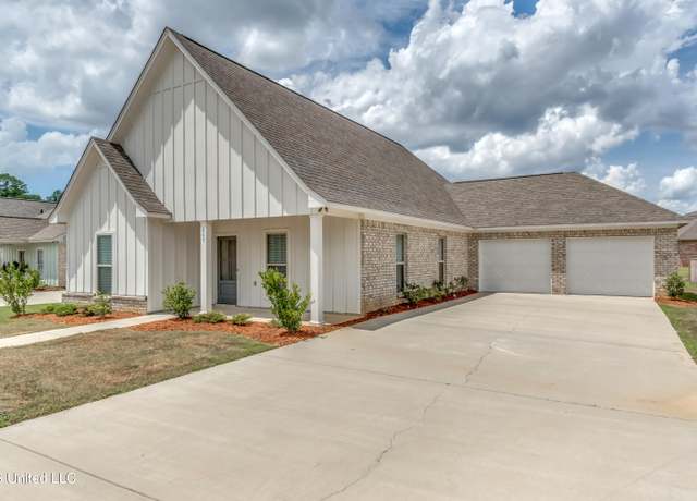 Property at 867 Long Leaf Cir, Brandon, MS 39042, 4 beds, 3 baths