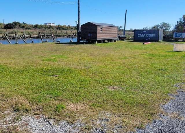 Property at 17,19 & 21 Pleasure St, Bay Saint Louis, MS 39520