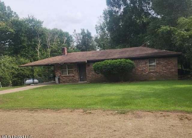 Property at 602 Allen St, Charleston, MS 38921, 3 beds, 1 bath