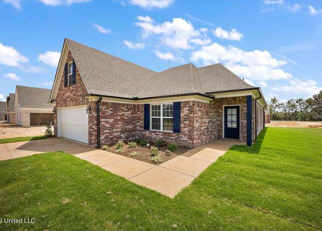 Property at 2426 Julianna Dr, Southaven, MS 38672, 3 beds, 2.5 baths