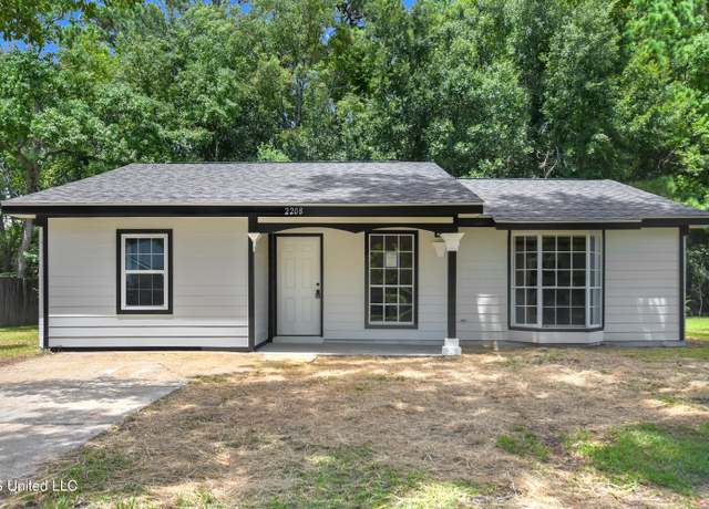 Property at 2208 Briargate Dr, Gautier, MS 39553, 3 beds, 2.5 baths