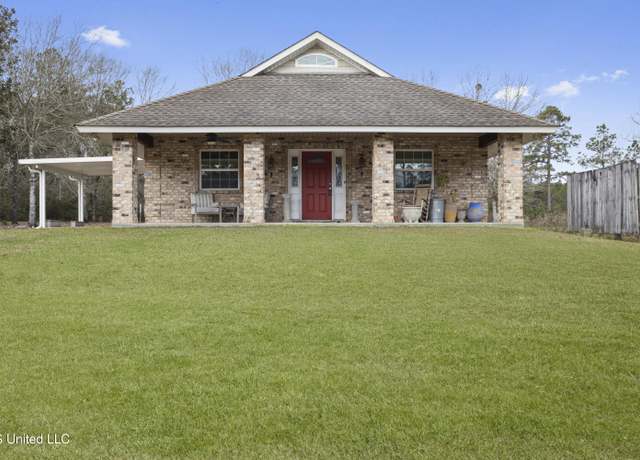 Property at 1285 Firetower Rd, Kiln, MS 39556, 3 beds, 2 baths