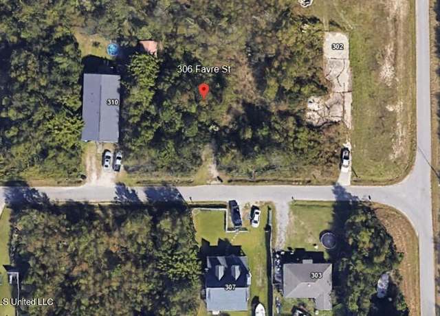 Property at 306 Favre St, Waveland, MS 39576