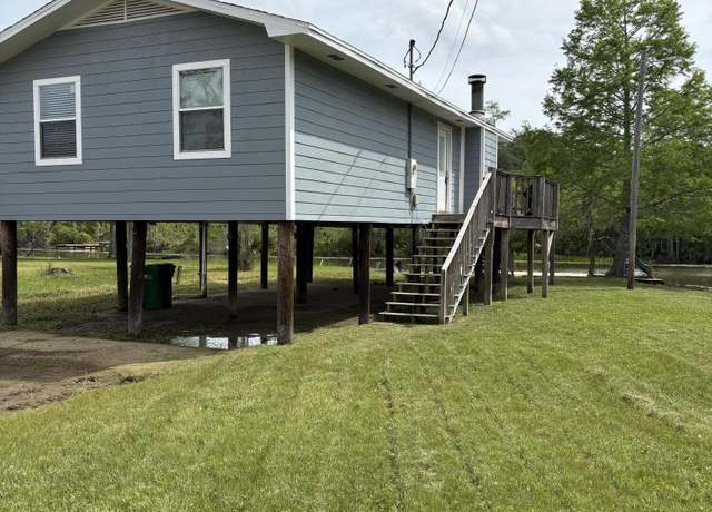 Property at 8933 Riverlodge Dr, Moss Point, MS 39562, 2 beds, 1 bath
