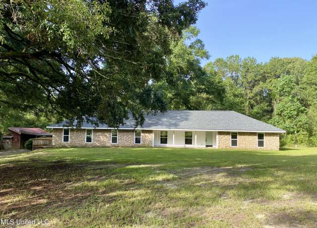 Property at 256 Lake David Dr, Picayune, MS 39466, 4 beds, 2 baths