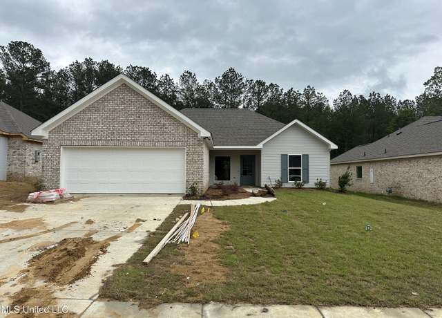 Property at 961 Riverside Ln, Pearl, MS 39208, 3 beds, 2 baths
