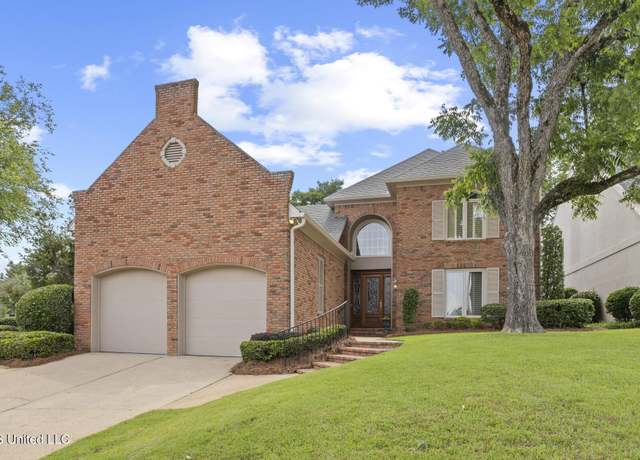 Property at 36 Autumn Hill Dr, Jackson, MS 39211, 3 beds, 2.5 baths