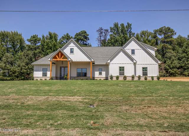 Property at 1528 Tributary Dr, Hernando, MS 38632, 5 beds, 3 baths