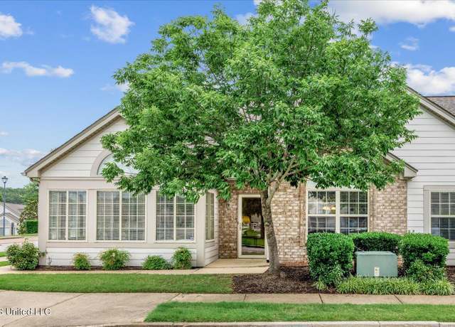 Property at 8761 Parkview Oaks Cir, Olive Branch, MS 38654, 2 beds, 2 baths