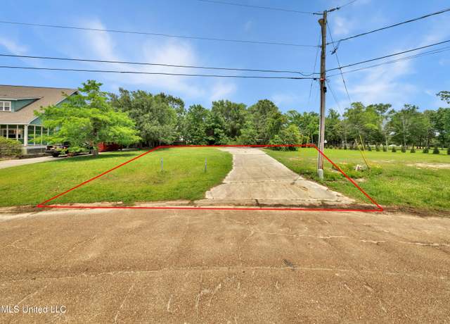 Property at 108 Seabrook Dr, Waveland, MS 39576