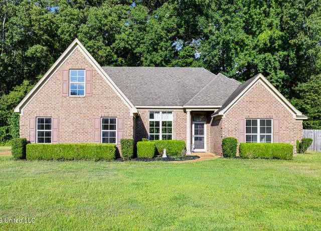 Property at 159 Castle Pines Cv, Byhalia, MS 38611, 3 beds, 2 baths