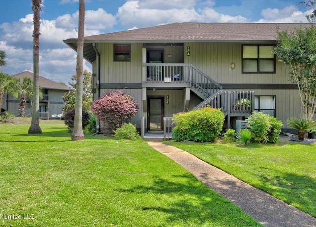Property at 284 Lanai Unit Z, Diamondhead, MS 39525, 2 beds, 2 baths