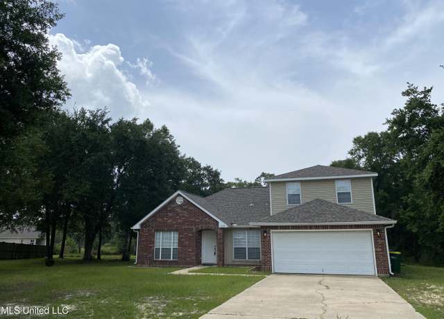 Property at 2501 Shelby Ln, Ocean Springs, MS 39564, 4 beds, 2.5 baths