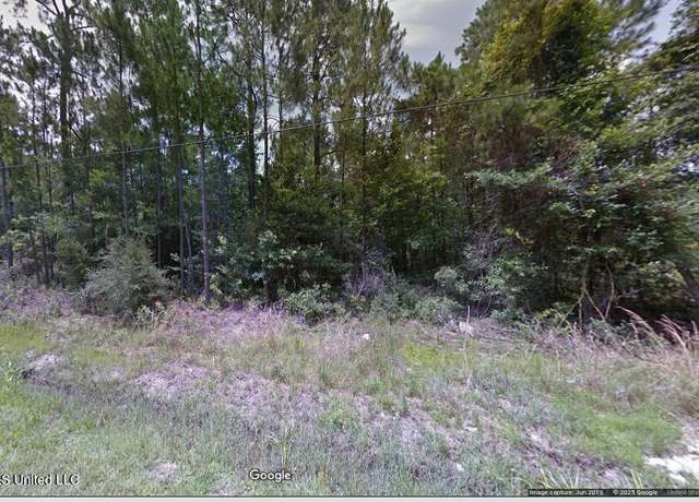 Property at 0 Queensland St, Bay Saint Louis, MS 39520