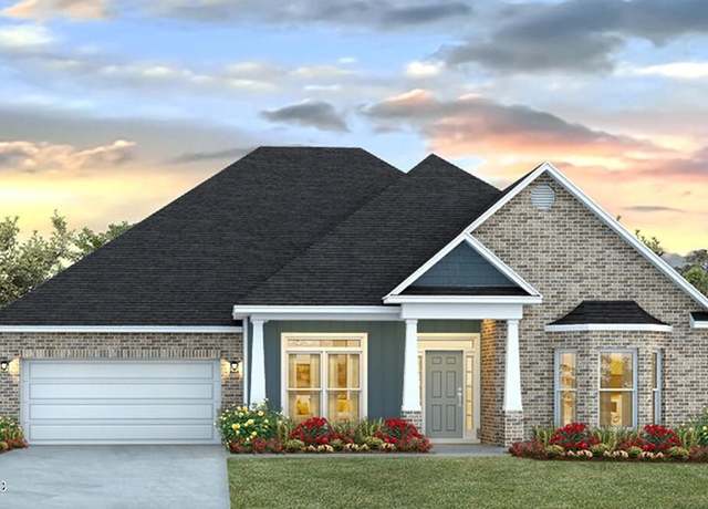 Property at 17093 River Hills Dr, Gulfport, MS 39503, 5 beds, 3 baths