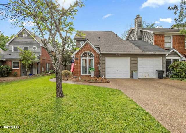 Property at 528 Boardwalk Blvd, Ridgeland, MS 39157, 2 beds, 2.5 baths