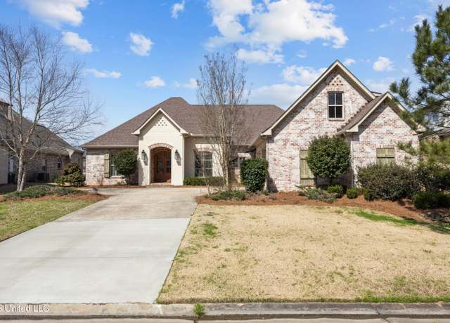 Property at 605 N Chickasaw Dr, Flowood, MS 39232, 4 beds, 3.5 baths