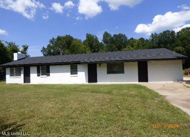 Property at 1049 Johnson Ln, Port Gibson, MS 39150, 5 beds, 2.5 baths