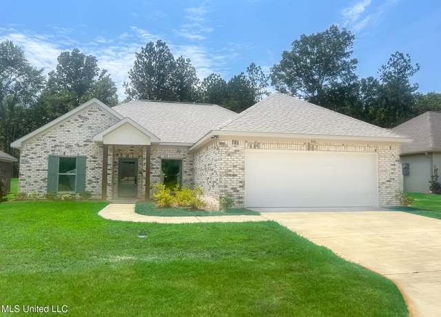 Property at 968 Riverside Ln, Pearl, MS 39208, 3 beds, 2 baths