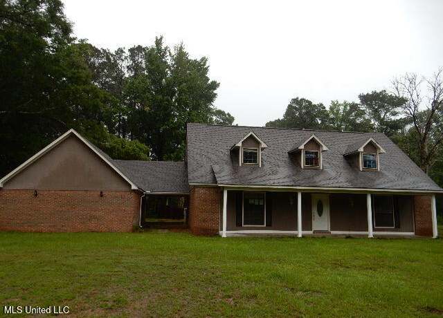 Property at 501 Carterville Rd, Petal, MS 39465, 4 beds, 3 baths
