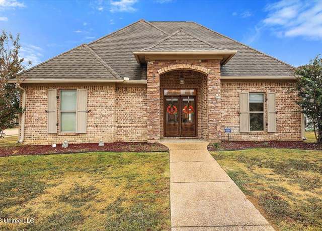 Property at 601 Emerald Ct, Brandon, MS 39047, 3 beds, 2 baths