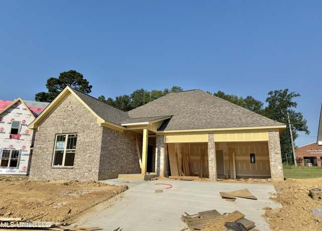 Property at 402 Hyde Park Cv, Brandon, MS 39042, 4 beds, 2 baths