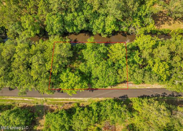 Property at 18th St, Bay Saint Louis, MS 39520