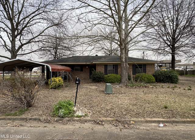 Property at 704 Oak Ave, Ruleville, MS 38771, 3 beds, 1 bath