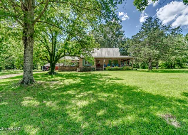 Property at 106 Mcwilliams Dr, Terry, MS 39170, 3 beds, 3.5 baths