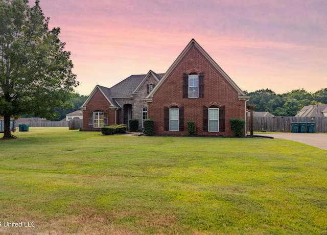 Property at 3899 Chandler Dr, Southaven, MS 38672, 4 beds, 2 baths