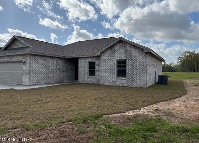 Property at 1278 W Union Rd, Picayune, MS 39466, 4 beds, 2 baths