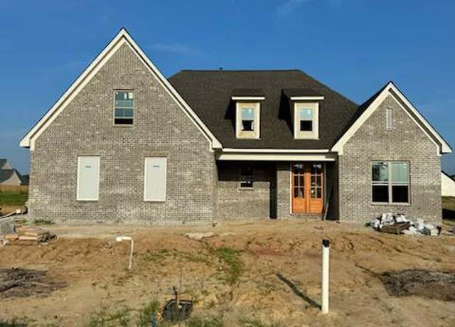 Property at 1767 Caribe Drive Dr, Nesbit, MS 38651, 4 beds, 3.5 baths