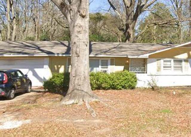 Property at 1056 Brookley, Jackson, MS 39212, 3 beds, 2 baths