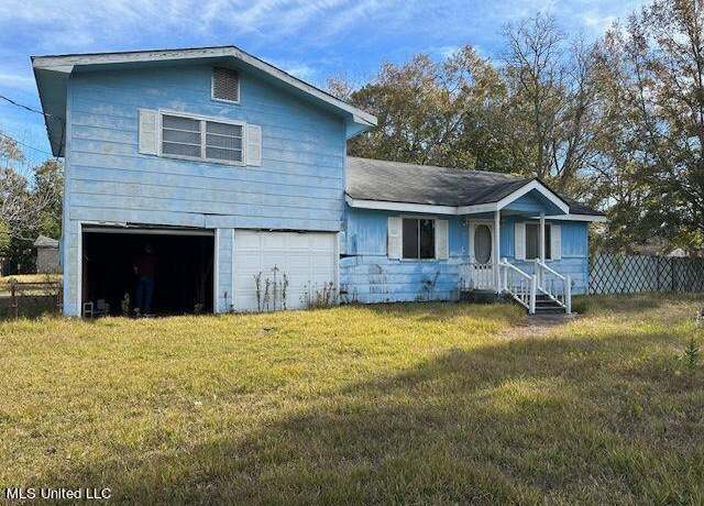 Property at 4512 Second St, Moss Point, MS 39563, 3 beds, 1 bath